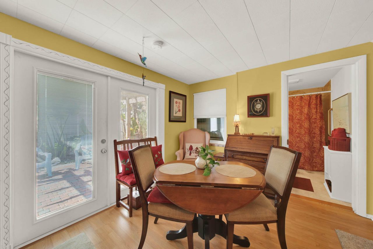 1180 NE Crescent Street, Jensen Beach, FL 34957 Photo