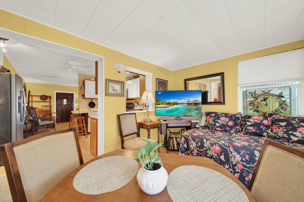 1180 NE Crescent Street, Jensen Beach, FL 34957 Photo