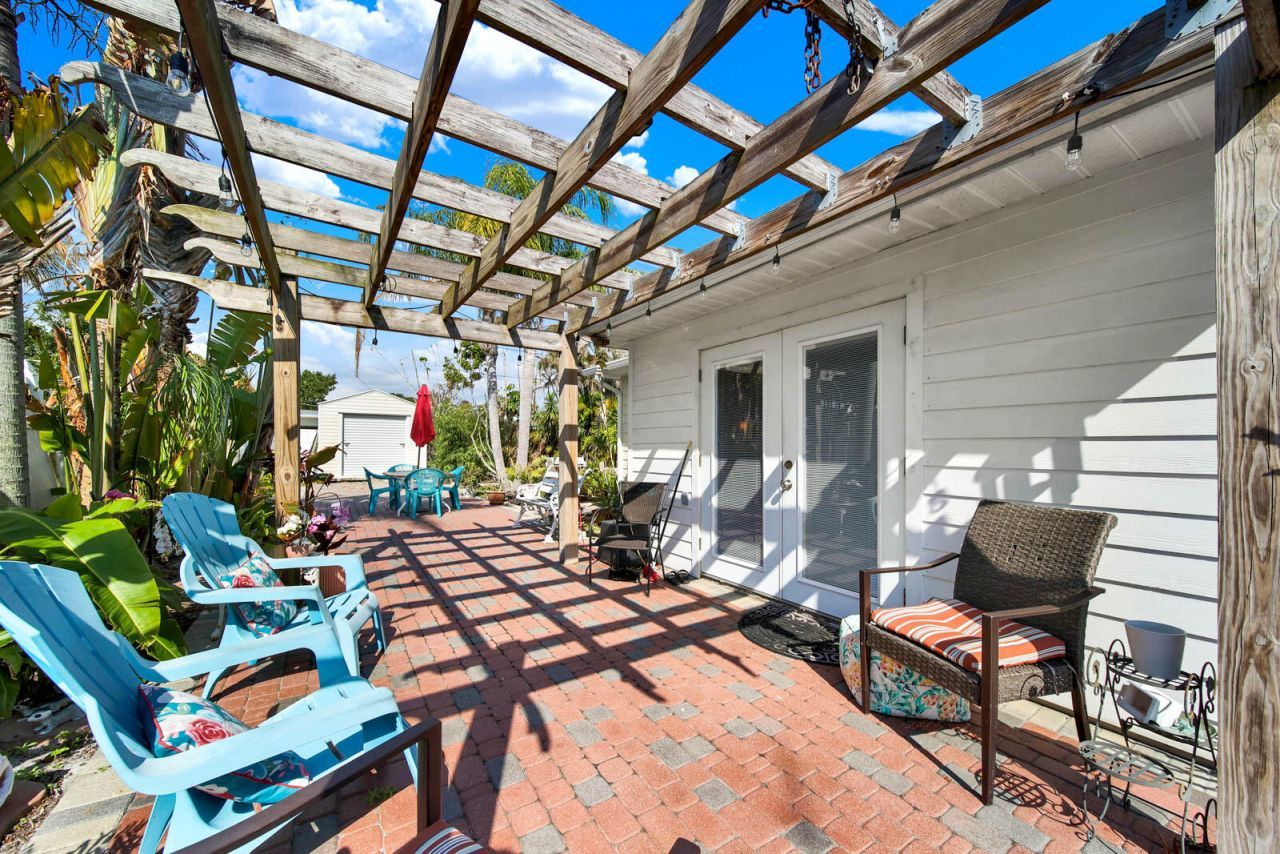 1180 NE Crescent Street, Jensen Beach, FL 34957 Photo