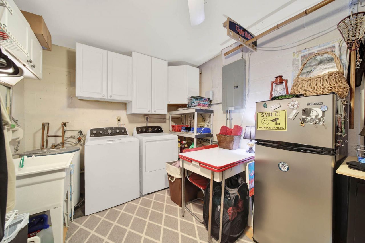 1180 NE Crescent Street, Jensen Beach, FL 34957 Photo