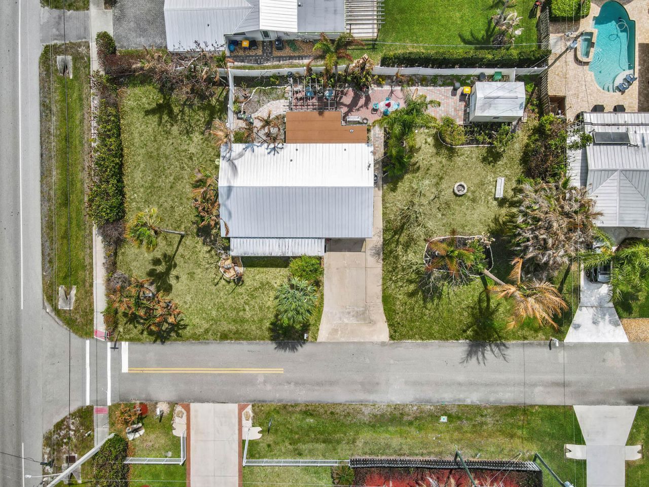1180 NE Crescent Street, Jensen Beach, FL 34957 Photo