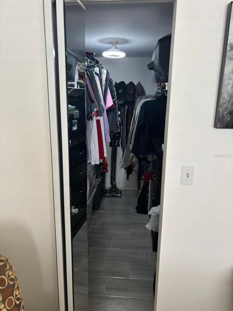 5689 Gardens Drive , Sarasota, FL 34243 Photo