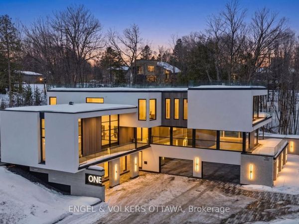 1 Delong Drive, Ottawa, ON K1J7E7