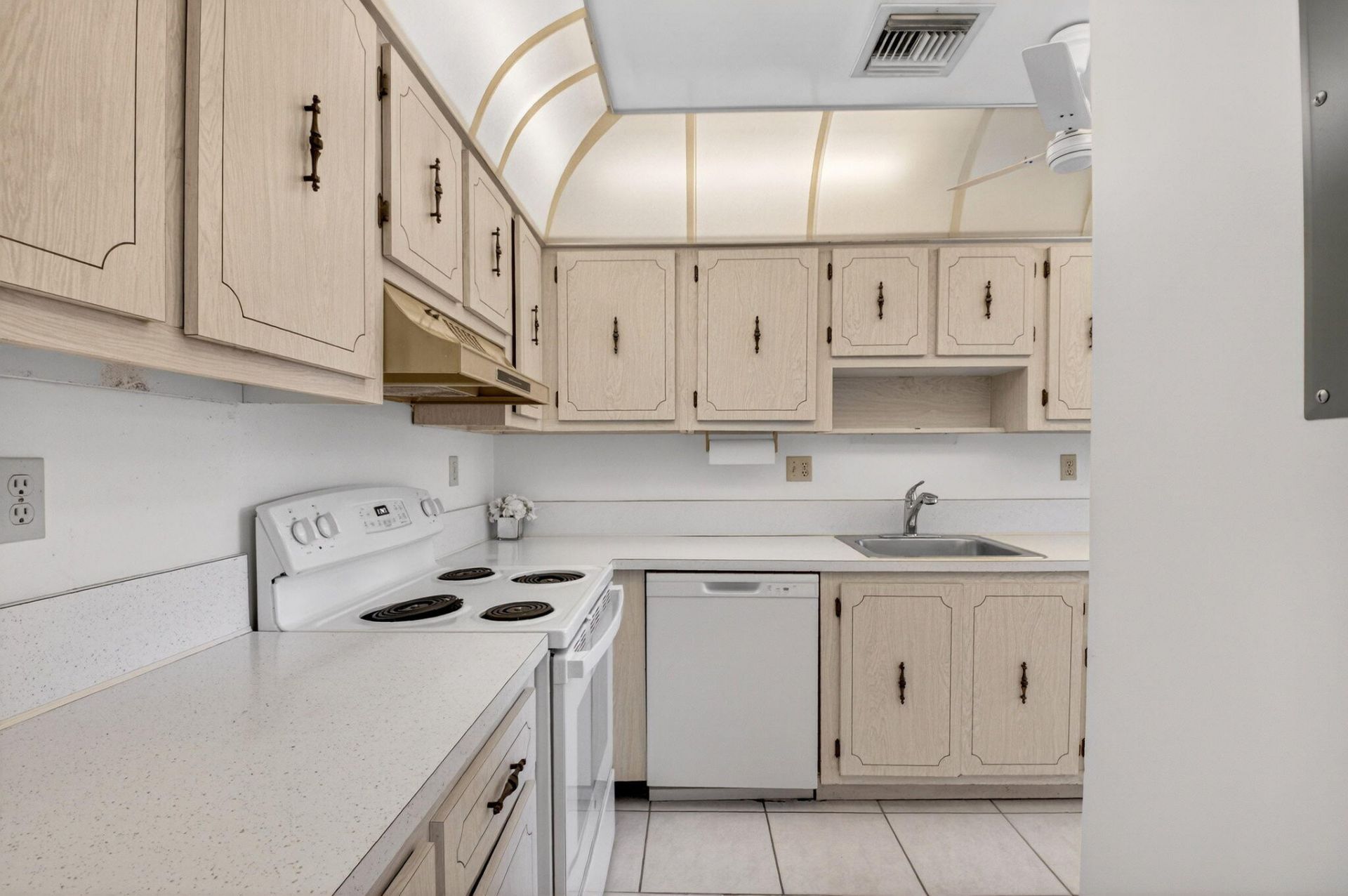 2840 SW 13th Street, Unit 103, Delray Beach, FL 33445 Photo