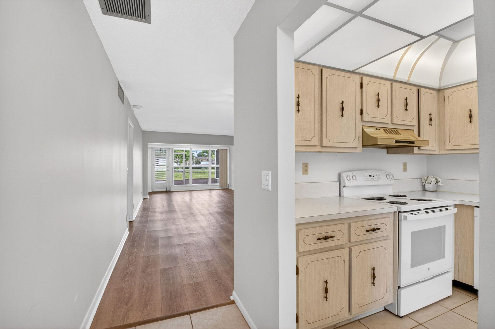 2840 SW 13th Street, Unit 103, Delray Beach, FL 33445 Photo