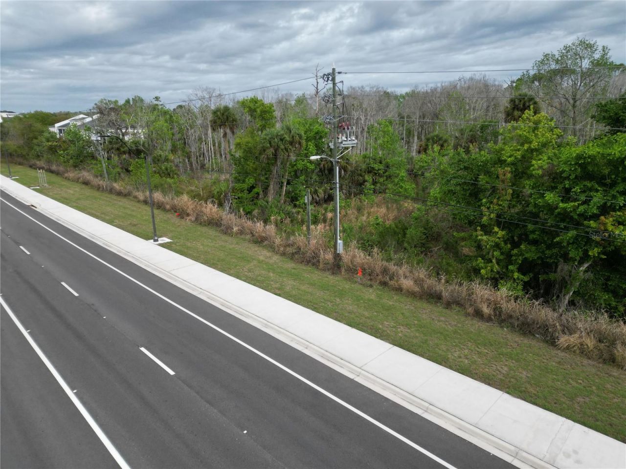 E Broadway Street , Oviedo, FL 32765 Photo