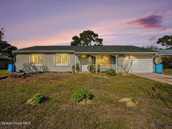 1076 Galty Circle NE, Palm Bay, FL 32905