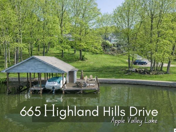 665 Highland Hills Dr, Howard, OH 43028