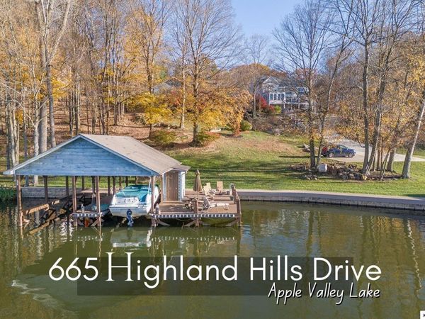 665 Highland Hills Dr, Howard, OH 43028