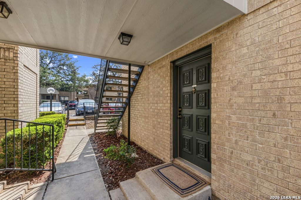 11843 Braesview, Unit 2101, San Antonio, TX 78213 Main Photo