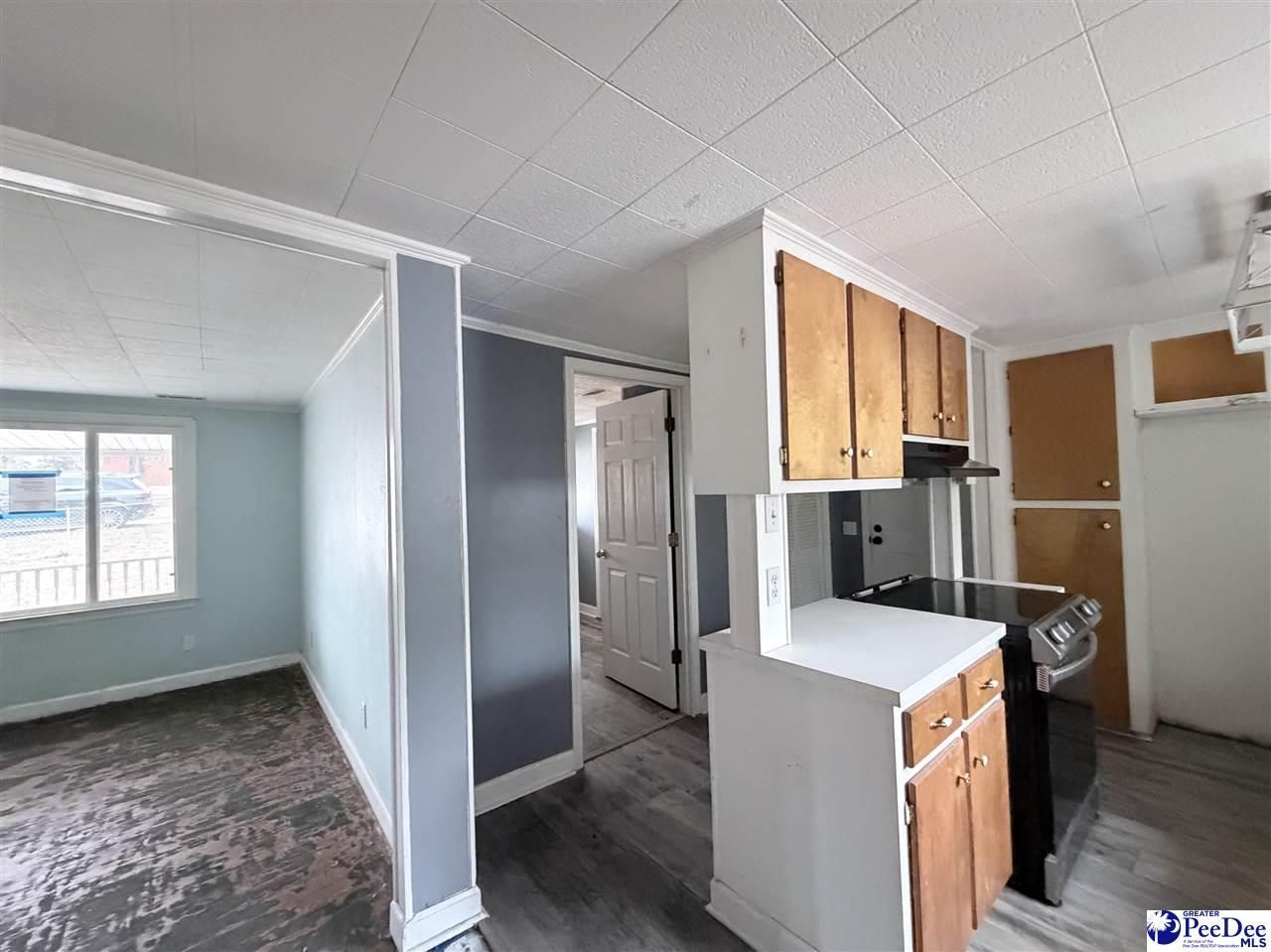 405 E 1st Avenue Photo 10