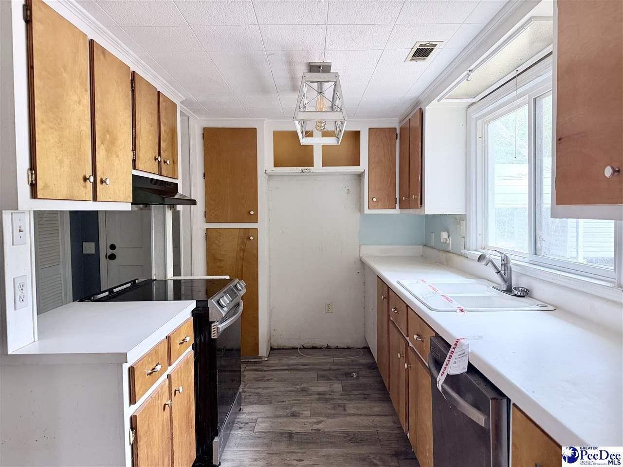 405 E 1st Avenue Photo 11