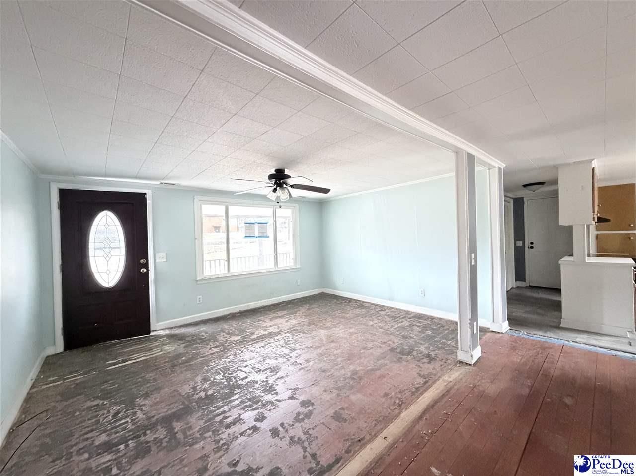 405 E 1st Avenue Photo 7