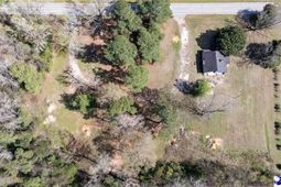 2439 Nichols Highway photo 4