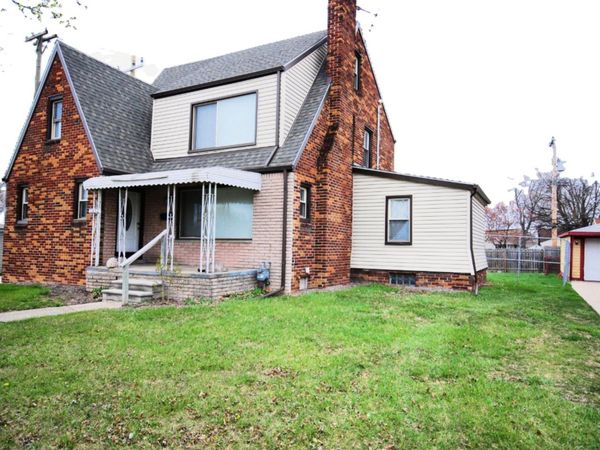 1872 Champaign Road, Lincoln Park, MI 48146