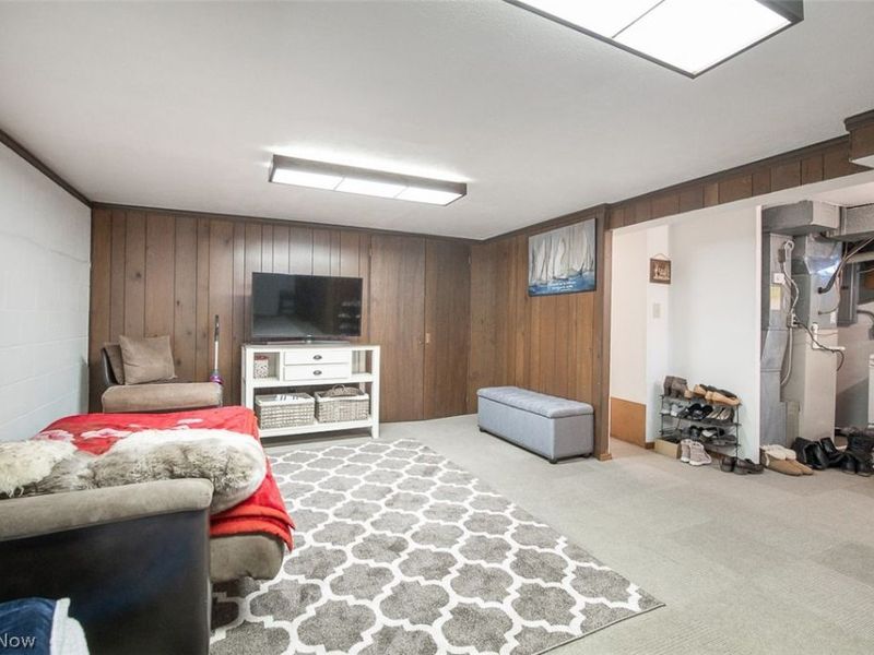 6924 Day Drive , Parma, OH 44129 Photo 27