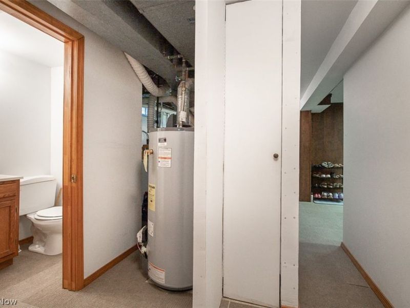 6924 Day Drive , Parma, OH 44129 Photo 32