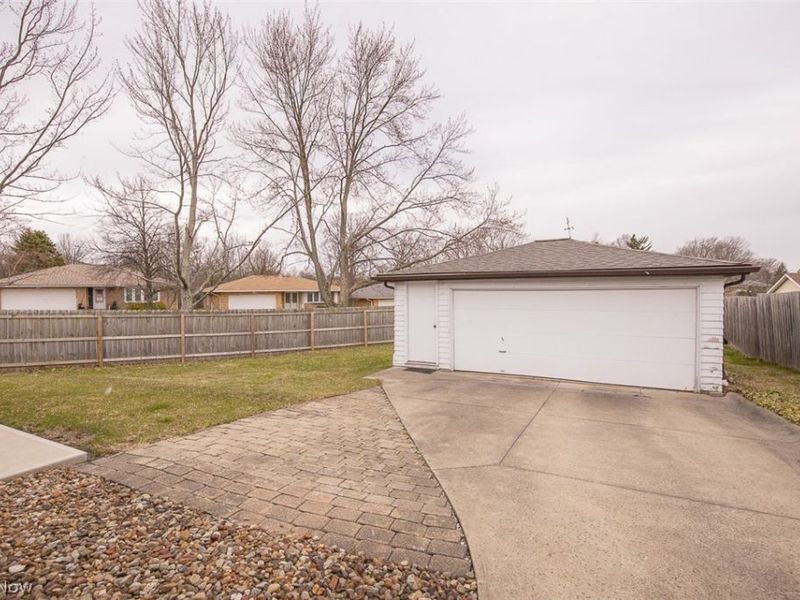 6924 Day Drive , Parma, OH 44129 Photo 37