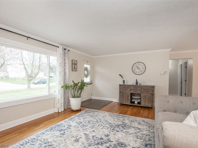 6924 Day Drive , Parma, OH 44129 Photo 5