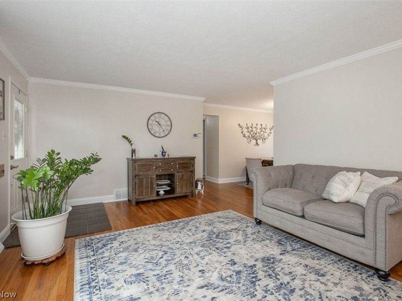 6924 Day Drive , Parma, OH 44129 Photo 7