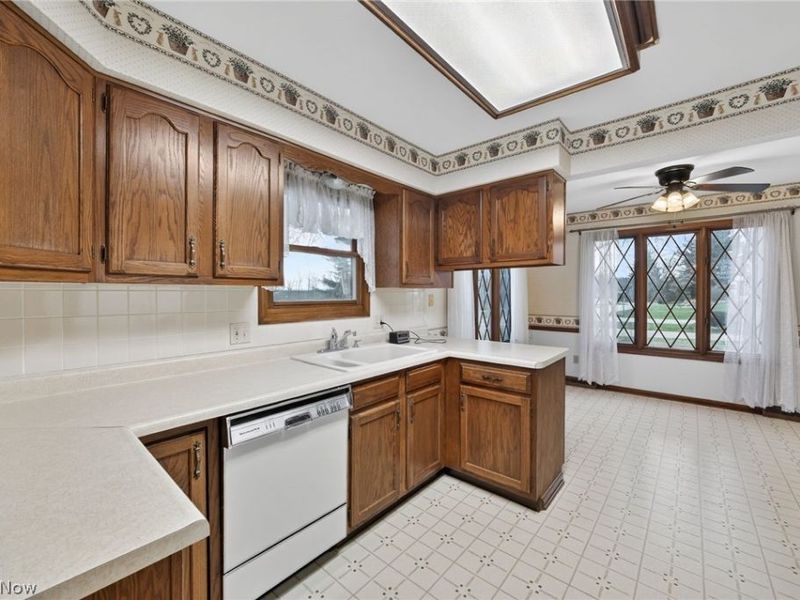 59 Tudor Lane, Kent, OH 44240 Photo 10