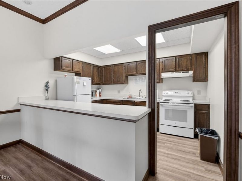 59 Tudor Lane, Kent, OH 44240 Photo 6