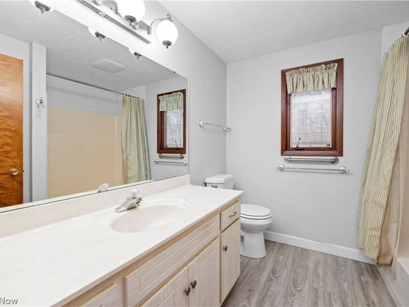 8638 Hollis Lane , Brecksville, OH 44141 Photo 24