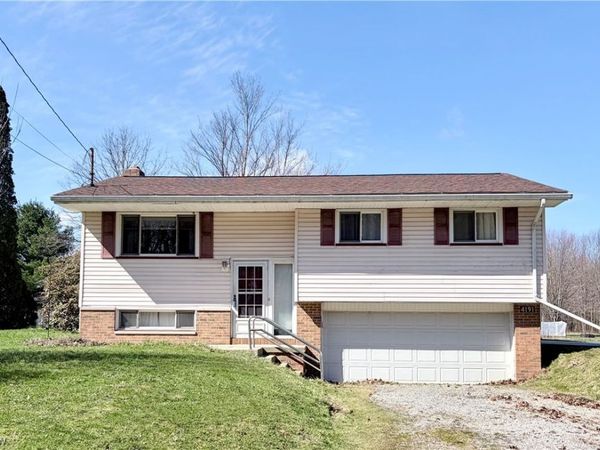 4191 Custer Orangeville Road NE, Burghill, OH 44404