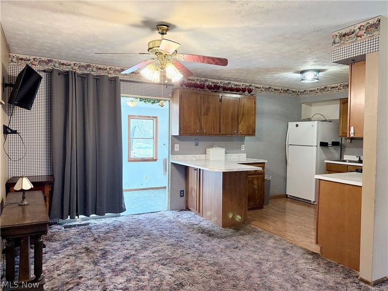 4191 Custer Orangeville Road NE, Burghill, OH 44404 Photo 8