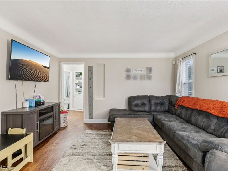 5227 W 52nd Street , Parma, OH 44134 Photo 6