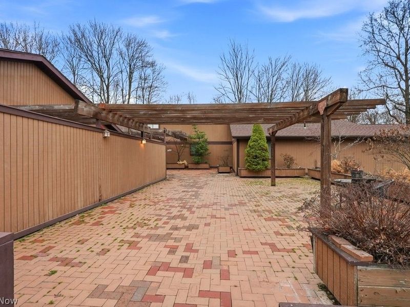 17640 Walnut Trail , Chagrin Falls, OH 44023 Photo 23