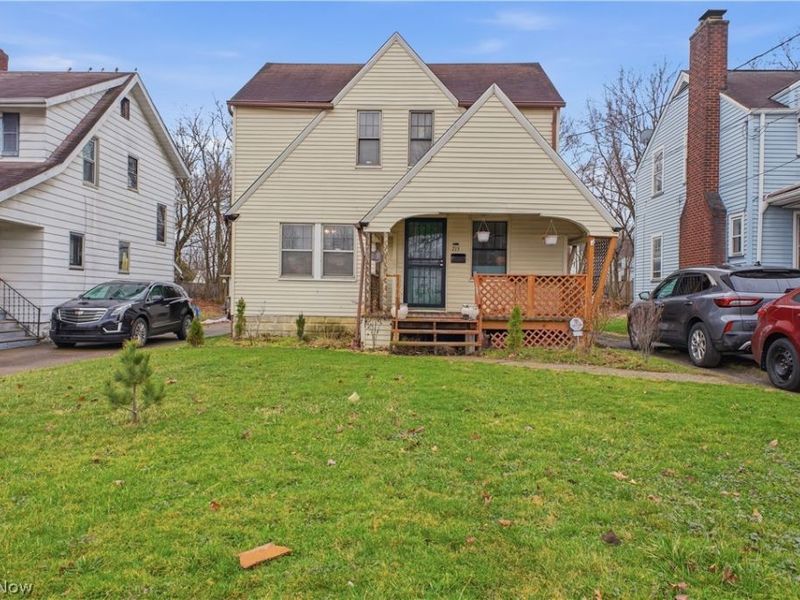 715 Roxbury Avenue, Youngstown, OH 44502 Photo 1