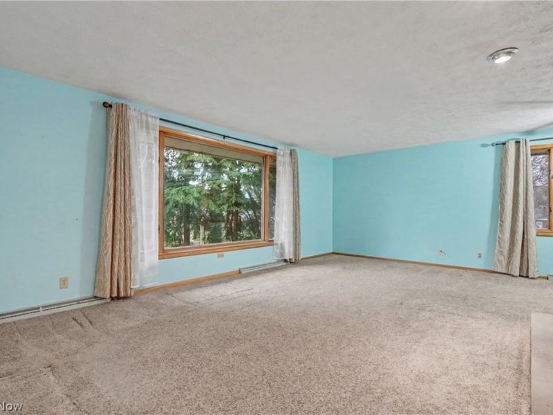 4214 Ashwood Street NW, Canton, OH 44708 Photo 2