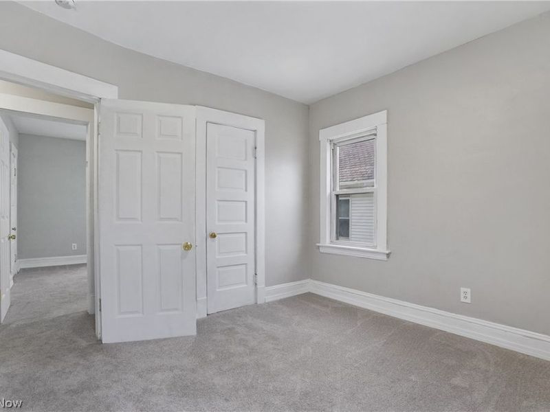 8210 Dorver Avenue , Cleveland, OH 44105 Photo 19
