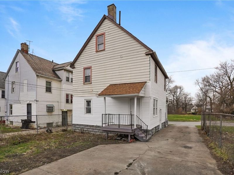 8210 Dorver Avenue , Cleveland, OH 44105 Photo 27