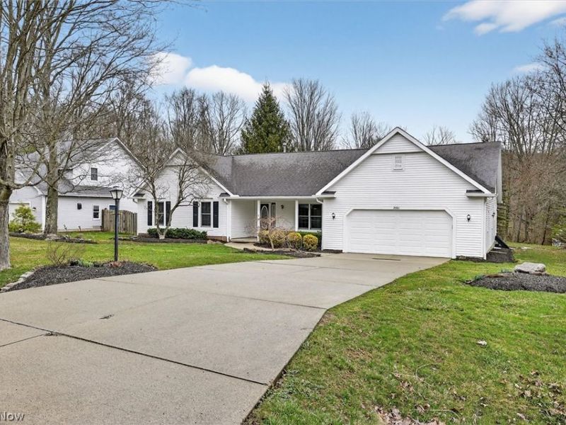 2081 McClaren Lane, Broadview Heights, OH 44147 Photo 3