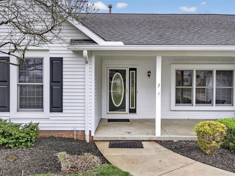 2081 McClaren Lane, Broadview Heights, OH 44147 Photo 4