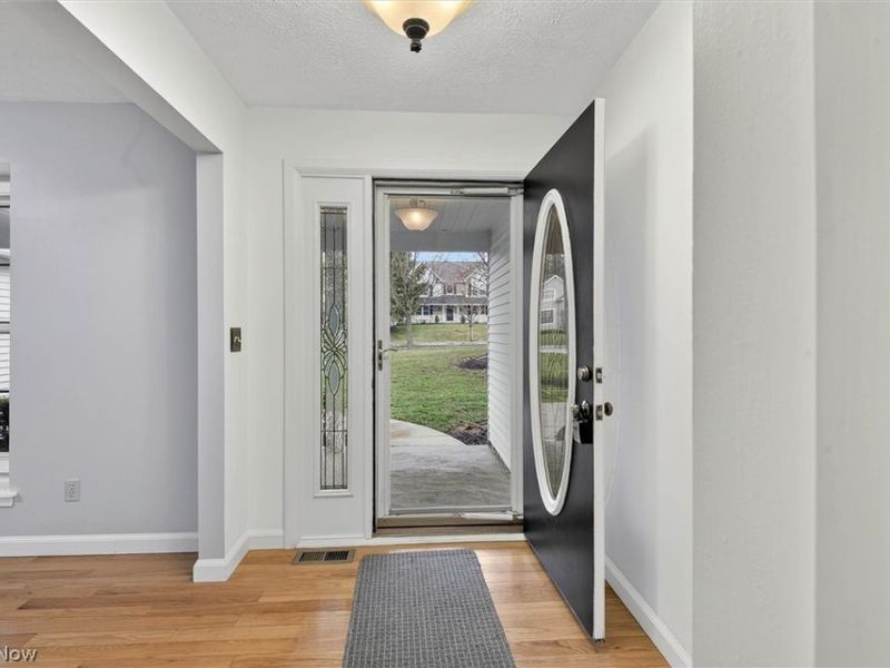 2081 McClaren Lane, Broadview Heights, OH 44147 Photo 5