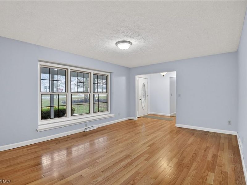 2081 McClaren Lane, Broadview Heights, OH 44147 Photo 6