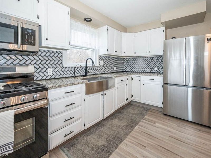 1414 Overlook Avenue, Lowellville, OH 44436 Photo 2