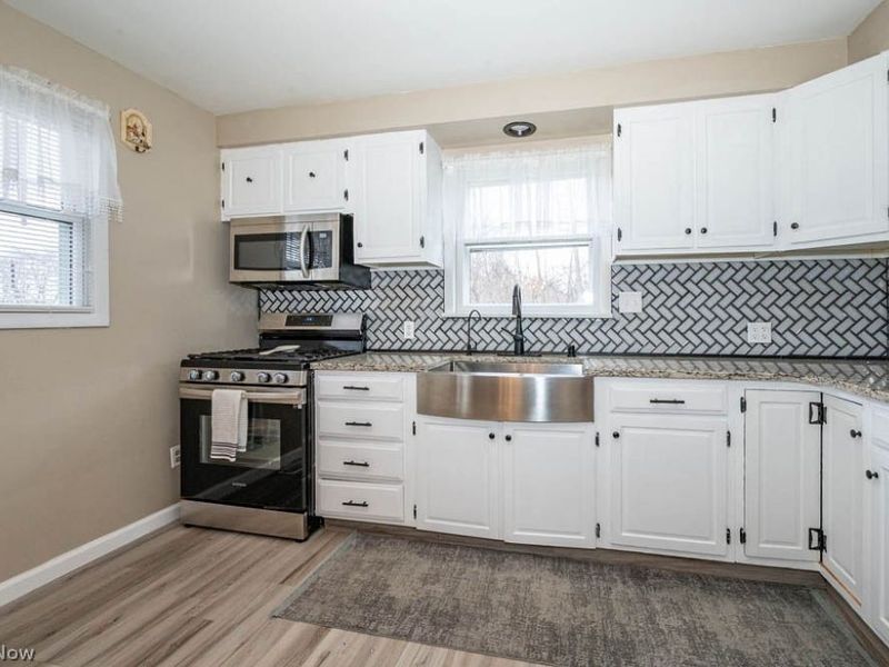 1414 Overlook Avenue, Lowellville, OH 44436 Photo 3