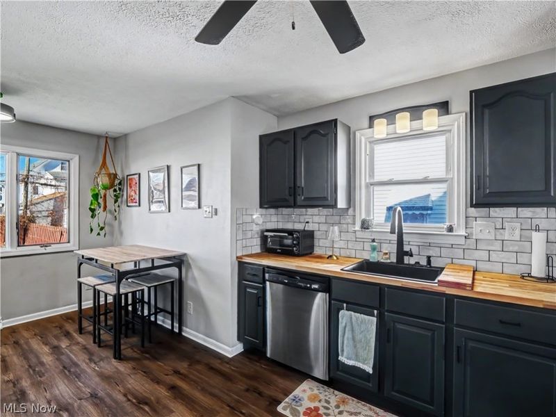 2216 Wascana Avenue, Lakewood, OH 44107 Photo 18