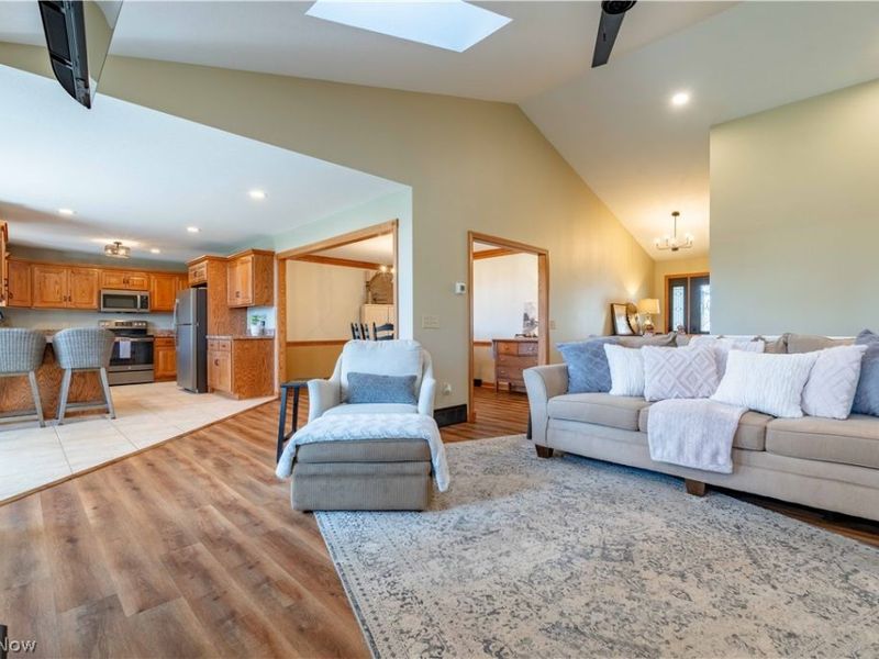 705 Dale Avenue NW, Strasburg, OH 44680 Photo 9