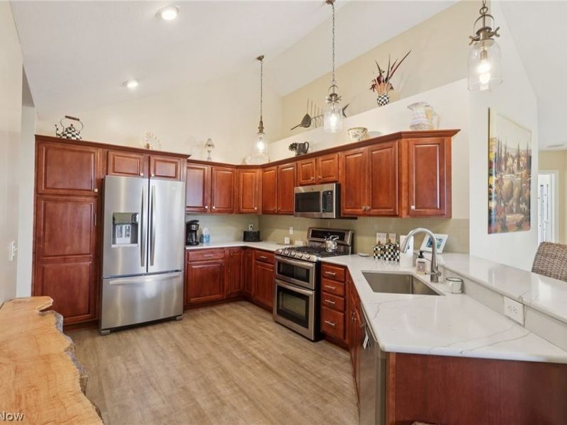 250 Sandover Drive , Aurora, OH 44202 Photo 12