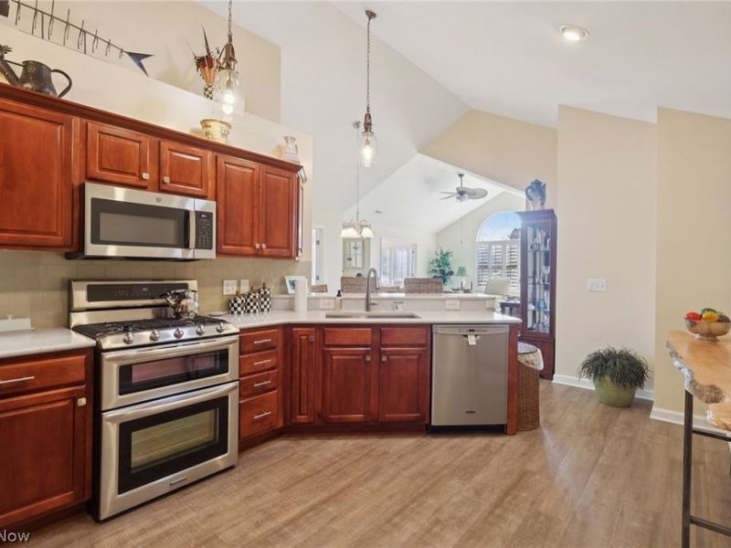 250 Sandover Drive , Aurora, OH 44202 Photo 13