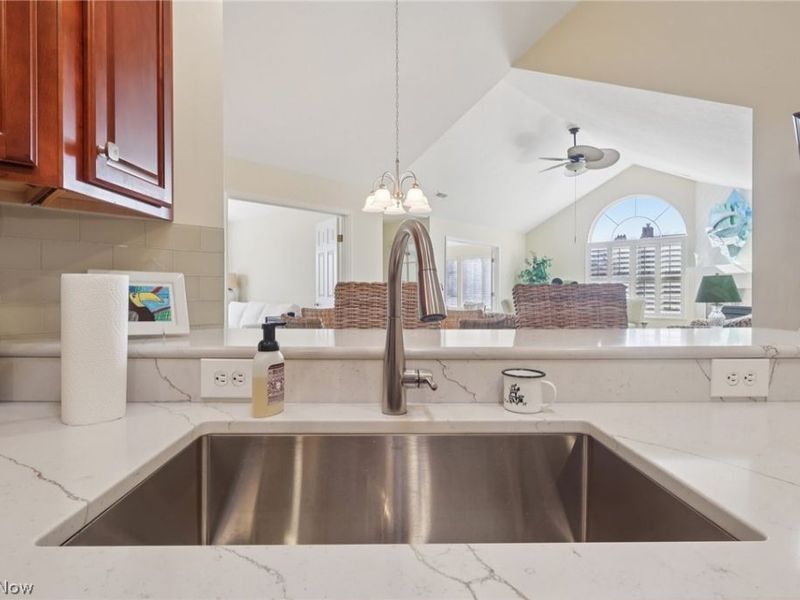 250 Sandover Drive , Aurora, OH 44202 Photo 14