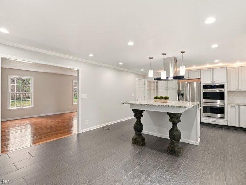 953 Bell Road, Chagrin Falls, OH 44022 Photo 6