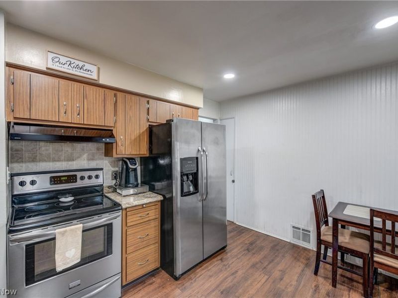 6750 Commonwealth Boulevard, Parma Heights, OH 44130 Photo 10