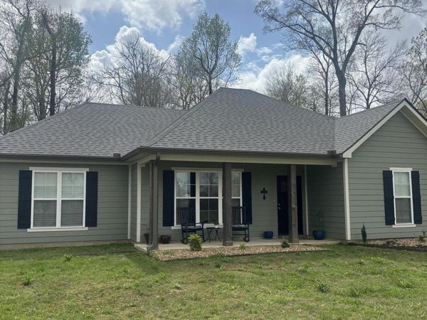 550 Longwood Drive , Opelousas, LA 70570