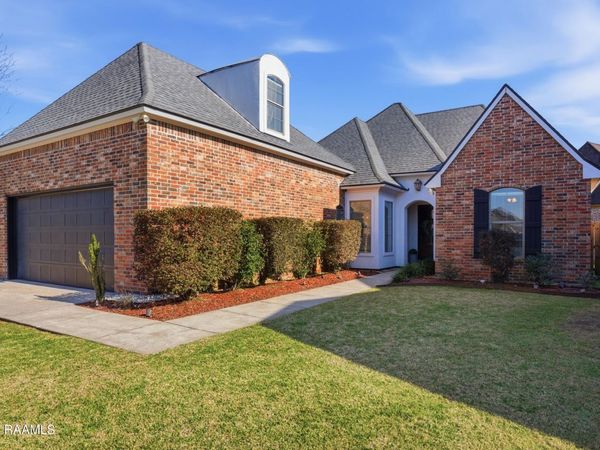 116 Spring Cypress Drive , Broussard, LA 70518